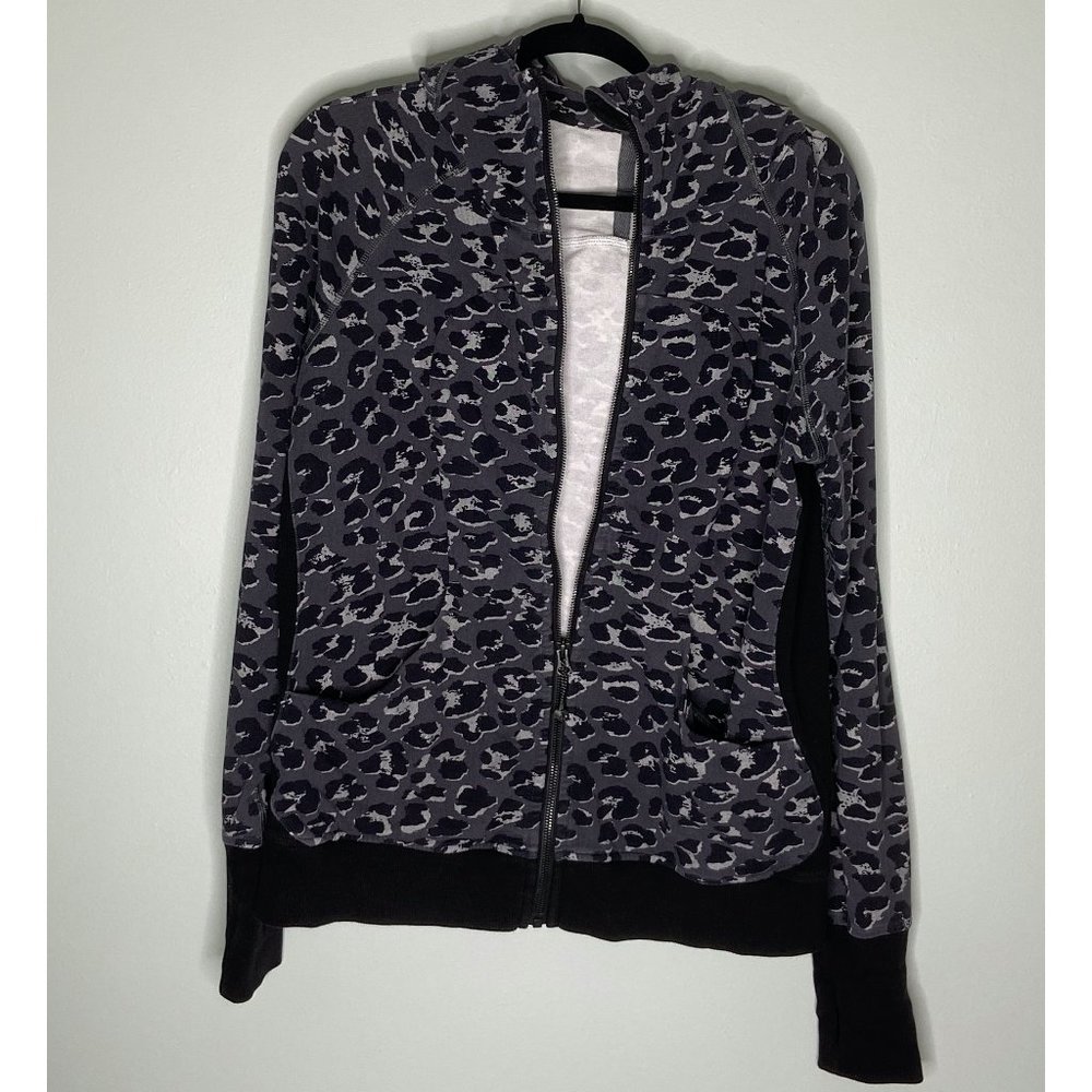 EUC Lululemon Leopard Scuba Hoodie Size 12